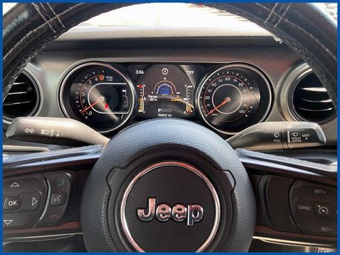 Used 2021 Jeep Gladiator Sport AWD/4WD image 14