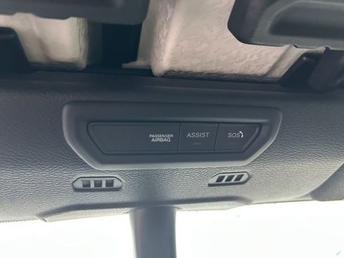 Used 2021 Jeep Gladiator Willys image 36