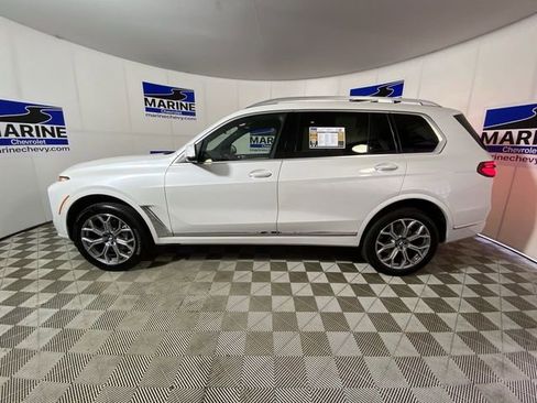 Used 2023 BMW X7 xDrive40i w/ Premium Package image 10