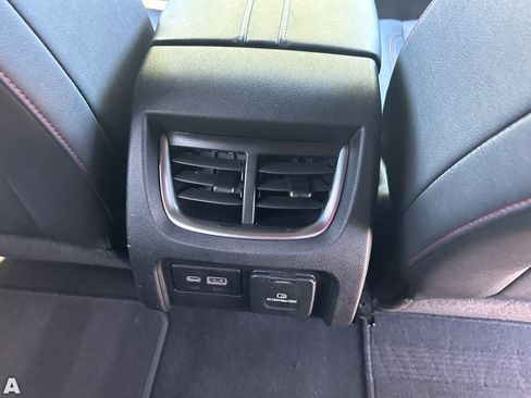 Used 2021 Chevrolet Blazer RS w/ Enhanced Convenience Package FWD image 16