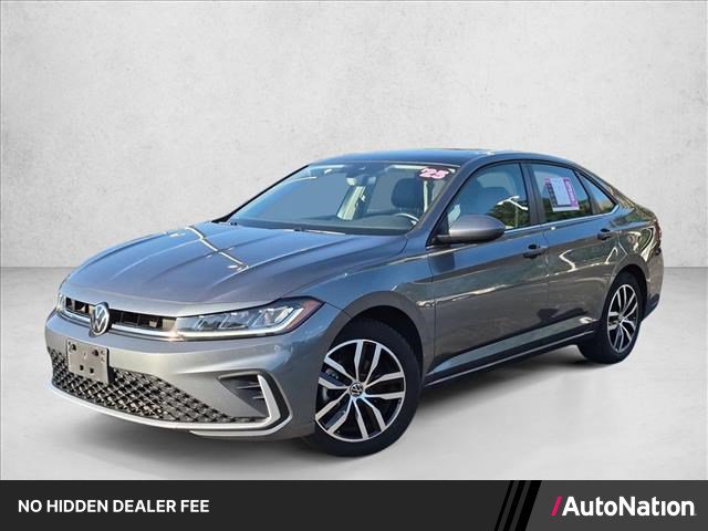 Used 2025 Volkswagen Jetta SE FWD image 1