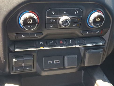 Used 2020 Chevrolet Silverado 1500 RST w/ All-Star Edition AWD/4WD image 15