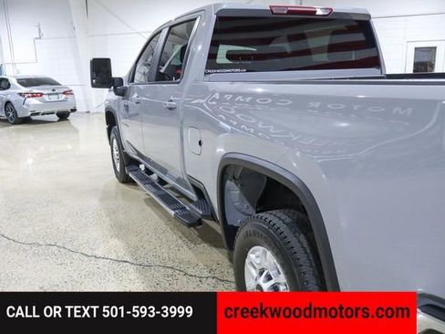 Used 2024 Chevrolet Silverado 2500 LT w/ Convenience Package image 30