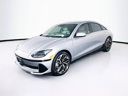 Used 2023 Hyundai Ioniq 6 SEL w/ Cargo Package image 3