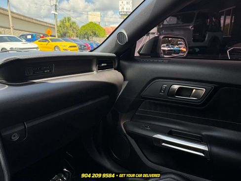 Used 2016 Ford Mustang Shelby GT350 w/ Technology Package RWD image 20