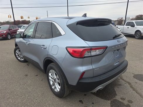 Certified 2022 Ford Escape SE w/ Convenience Package image 15