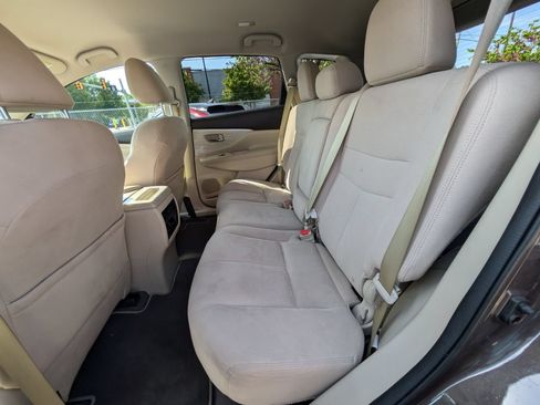 Used 2018 Nissan Murano SV FWD image 17