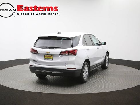Used 2022 Chevrolet Equinox LT FWD image 38
