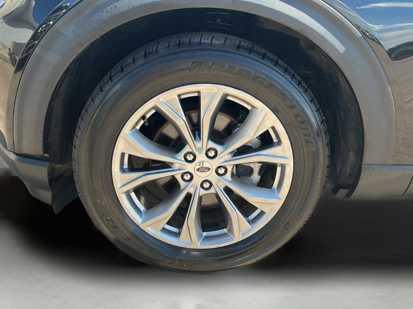 Certified 2022 Ford Explorer Limited RWD image 31