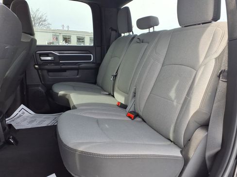 Used 2024 RAM 2500 Big Horn image 15