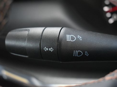 Used 2022 Jeep Compass Limited image 22