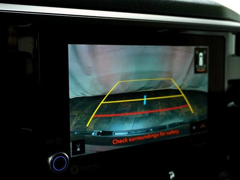 Used 2023 Toyota Tundra SR5 w/ SR5 Convenience Package AWD/4WD image 23
