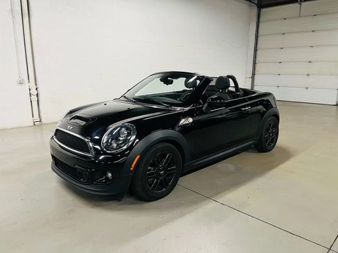 Used 2015 MINI Cooper Roadster S FWD image 2