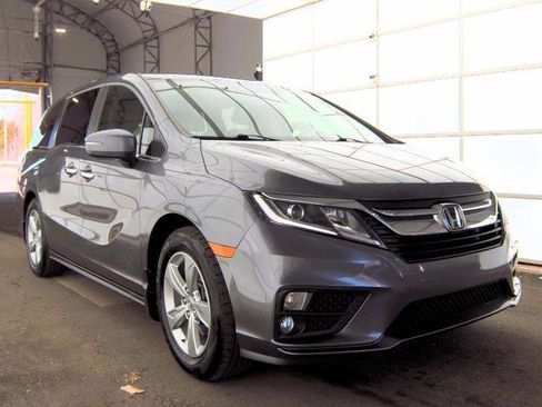 Used 2018 Honda Odyssey EX-L image 3