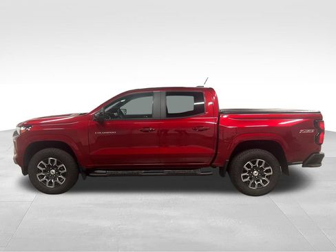 Certified 2024 Chevrolet Colorado Z71 w/ Z71 Convenience Package 2 AWD/4WD image 6