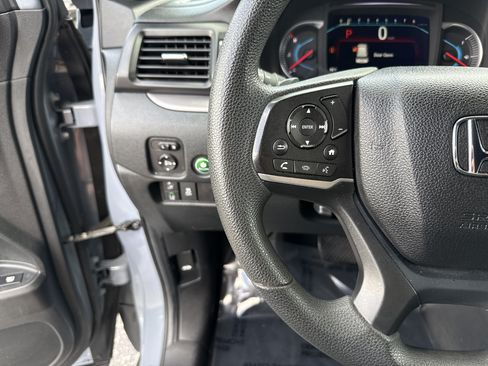 Used 2022 Honda Pilot Sport image 19