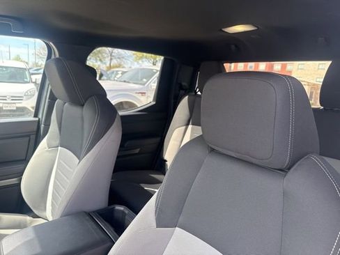 Used 2024 Toyota Tacoma TRD Sport image 9