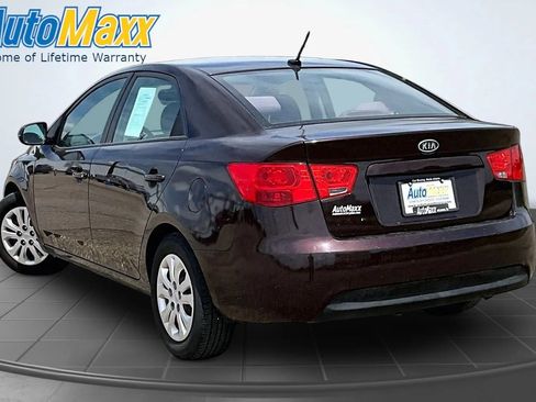 Used 2011 Kia Forte EX FWD image 4