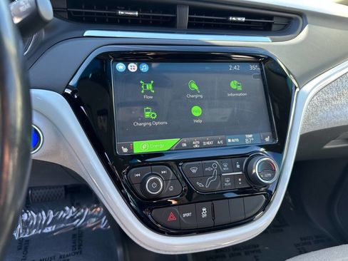 Used 2020 Chevrolet Bolt LT image 20