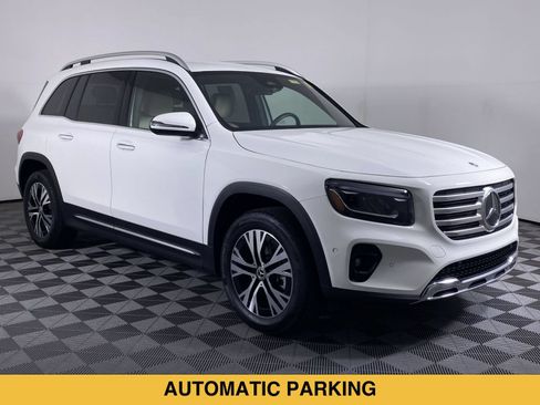 Used 2025 Mercedes-Benz GLB 250 4MATIC image 19