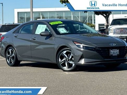 Used 2023 Hyundai Elantra SEL w/ Convenience Package FWD image 1