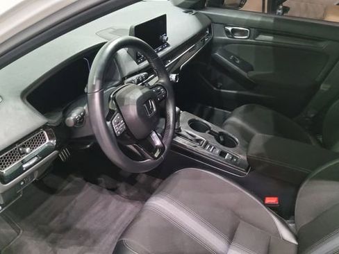 Used 2024 Honda Civic Sport image 12