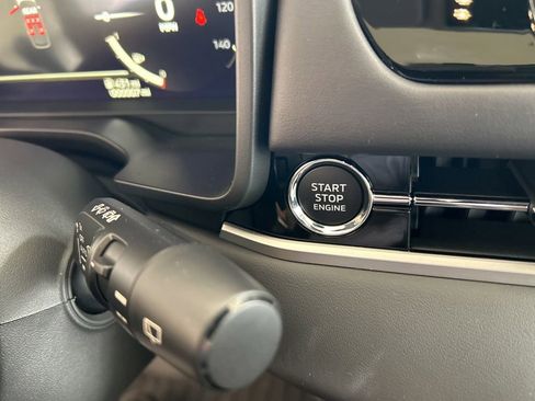 New 2026 Mitsubishi Outlander SE image 48