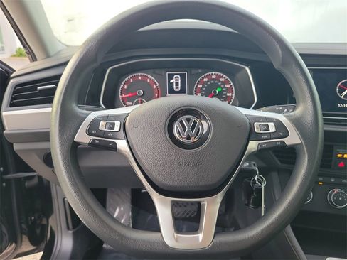 Certified 2021 Volkswagen Jetta S image 16