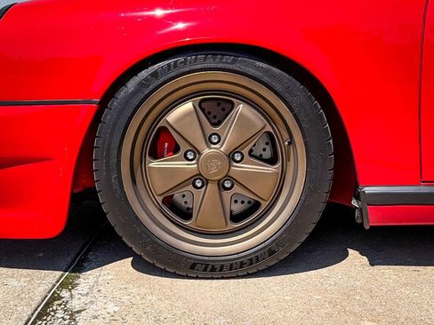 Used 1988 Porsche 911 Carrera RWD image 5