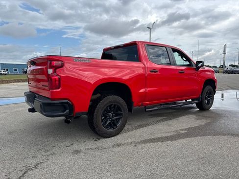 Used 2024 Chevrolet Silverado 1500 Custom Trail Boss w/ Dark Appearance Package image 5