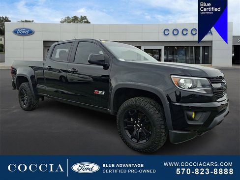 Used 2019 Chevrolet Colorado Z71 w/ Z71 Midnight Edition image 3