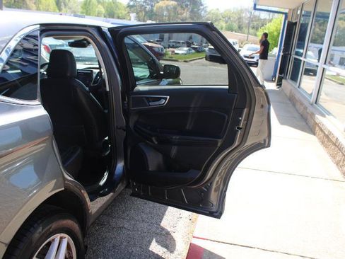Used 2022 Ford Edge SEL AWD/4WD image 18