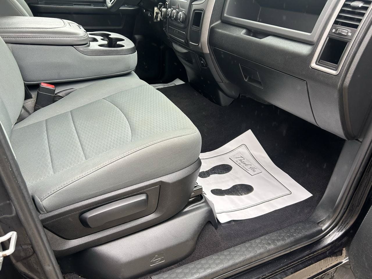 Used 2018 RAM 1500 Express w/ Express Value Package AWD/4WD image 12