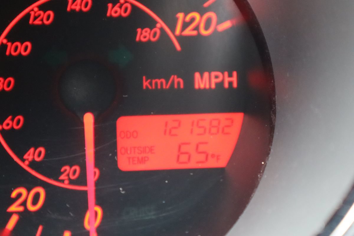 Used 2003 Toyota Matrix XR FWD image 42