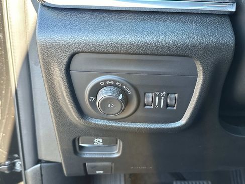 New 2025 Jeep Grand Cherokee L Overland w/ Advanced Protech Group III AWD/4WD image 33