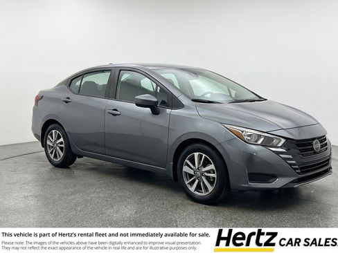 Used 2025 Nissan Versa SV image 1