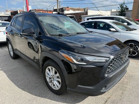 Used 2022 Toyota Corolla Cross LE FWD image 17