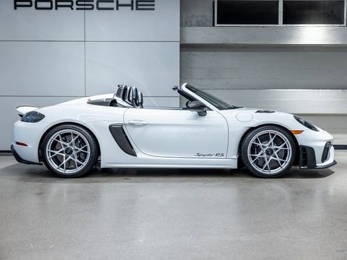 Certified 2025 Porsche 718 Boxster Spyder RS image 9