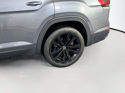 Used 2022 Volkswagen Atlas SE image 31