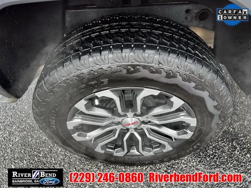 Used 2024 GMC Canyon Denali image 40