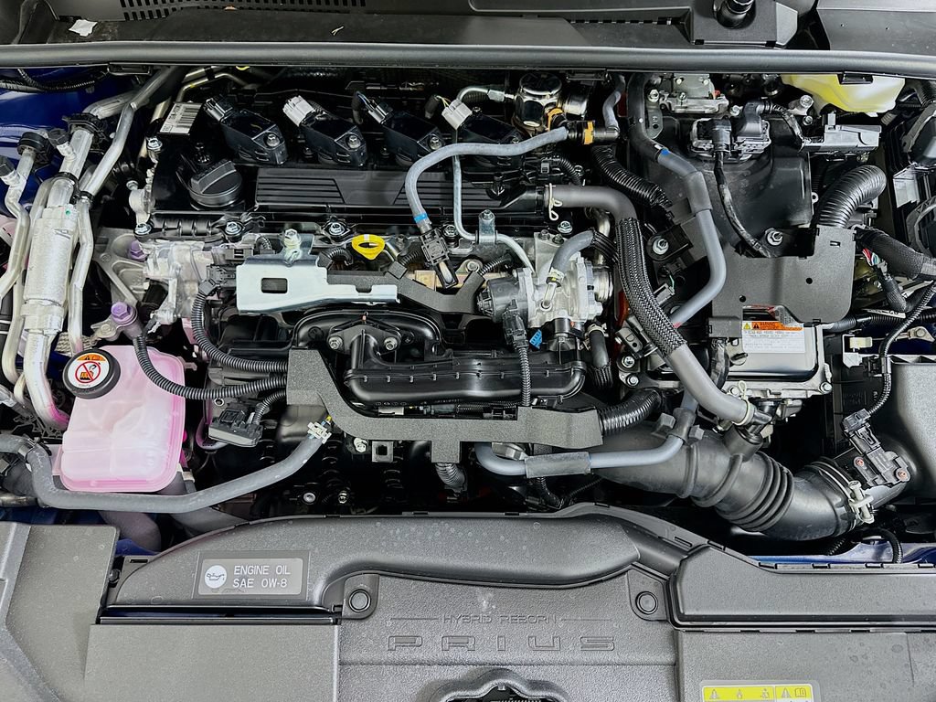 Used 2026 Toyota Prius Plug-In Hybrid FWD image 28