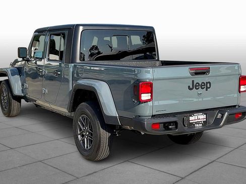 New 2025 Jeep Gladiator Sport image 12