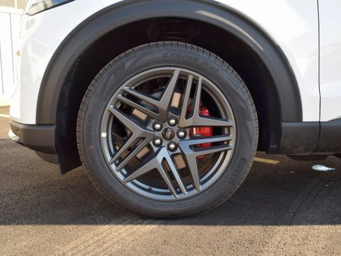 New 2026 Ford Explorer ST-Line w/ ST-Line Street Pack image 27