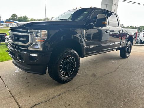 Used 2022 Ford F250 Platinum AWD/4WD image 4