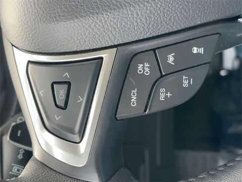 Used 2024 Ford Edge SEL w/ Convenience Package image 19