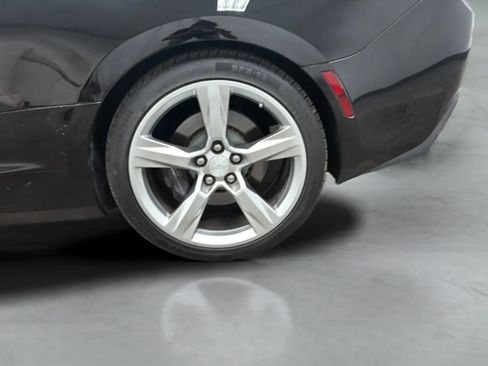 Used 2018 Chevrolet Camaro SS RWD image 26