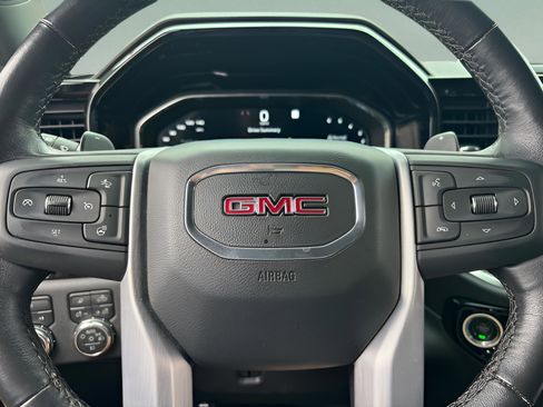 Used 2022 GMC Sierra 1500 Elevation w/ Elevation Premium Package image 39