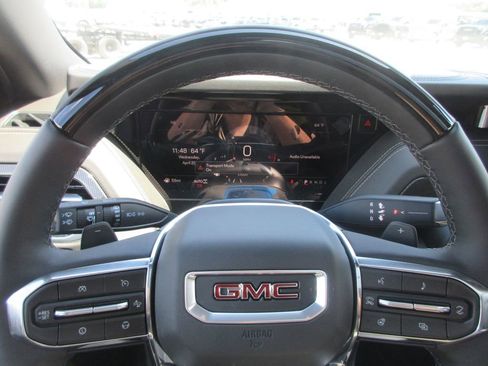 New 2026 GMC Yukon XL Elevation AWD/4WD image 18