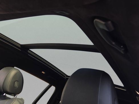 Used 2021 BMW X7 xDrive40i w/ Premium Package image 28