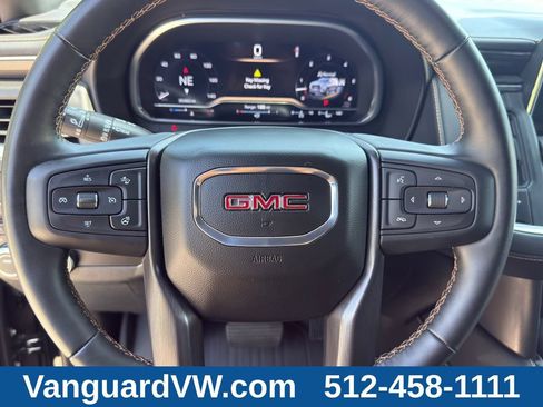 Used 2023 GMC Yukon AT4 AWD/4WD image 20
